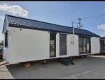 Casa Móvel "Reale II" 12x4m – Telhado a 30° com Salamandra a Pellets e Teto em Madeira (3 Quartos) - Image 4