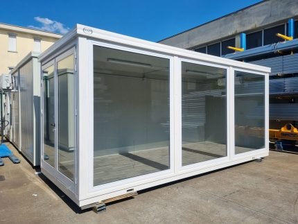 Monobloco de Escritório "Showroom" Envido (6x2,5m) – Com Clima Hisense e Vidros Antiarrombamento