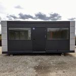 Pavilhão Modular Escritório 3x6m (18m²) – Vidrado com Porta de Vidro (Novo e Isolado)