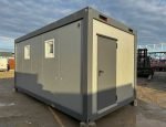 Contentor Sanitário 20 Pés Usado (6x2,4m) – Bloco de 6 Chuveiros com Caldeira de 300L e Lavandaria - Image 8