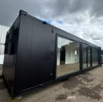 Contentor Modular 40 Pés Escritório/Cantina – Design "Black Edition" com Amplas Vidraças (Antivandalismo) - Image 10