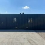 Casa Contentor 40 Pés HC (High Cube) – Alojamento 12m "Black Edition" com Cozinha e Casa de Banho (Novo)