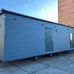 Casa Móvel Residencial "King I" 12x4m – Altura 2,60m e Isolamento Extra 20cm (Vidro Triplo)
